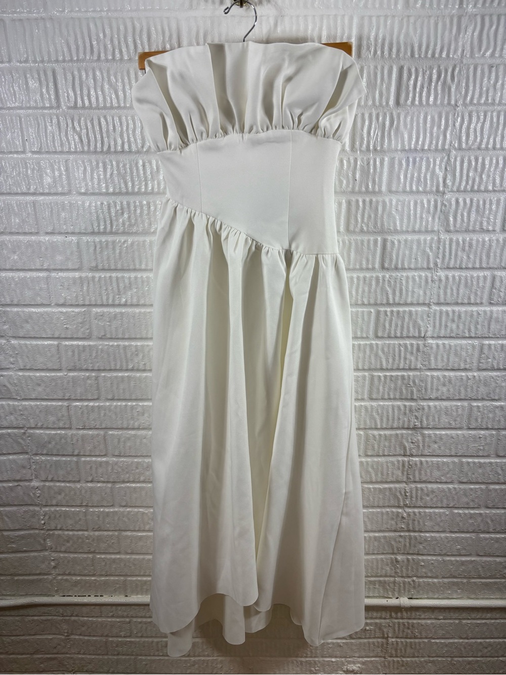 Elliatt Laurel Dress White Strapless Bridal Small Midi NWT - Picture 4 of 7